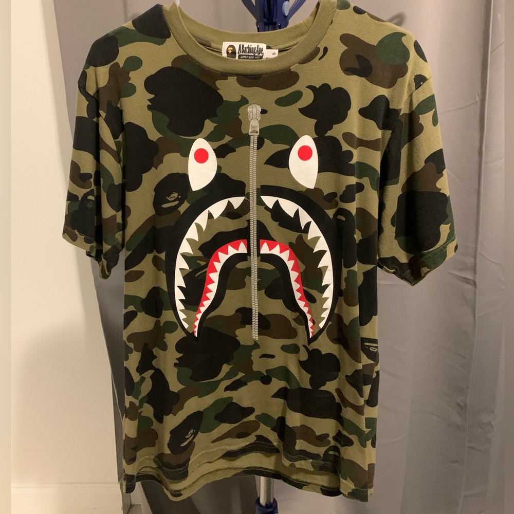 A bathing ape camo t shirt